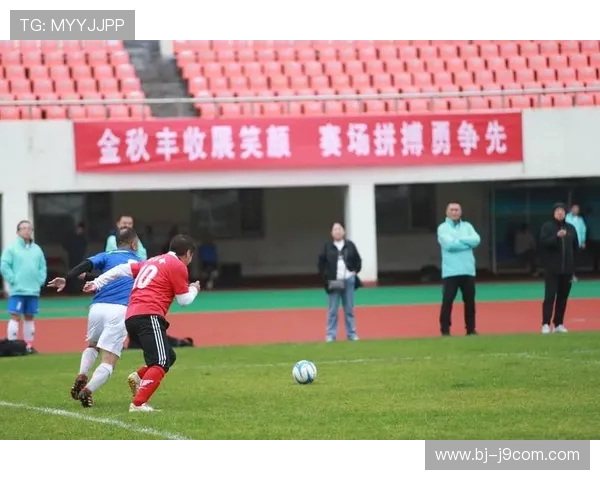 台江职工足球队奋勇拼搏推动足球文化发展 助力全民健身目标实现 台江职工足球队奋勇拼搏推动足球文化发展 助力全民健身目标实现